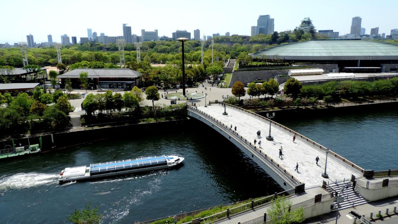 Hotel New Otani Osaka Dış mekan fotoğraf The bridge in 2009