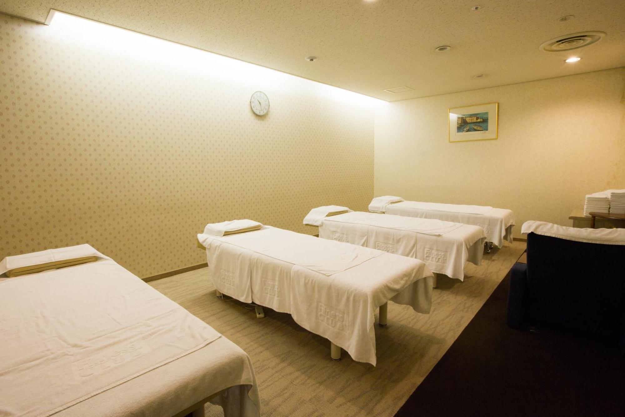 Hotel New Otani Osaka Dış mekan fotoğraf Massage tables