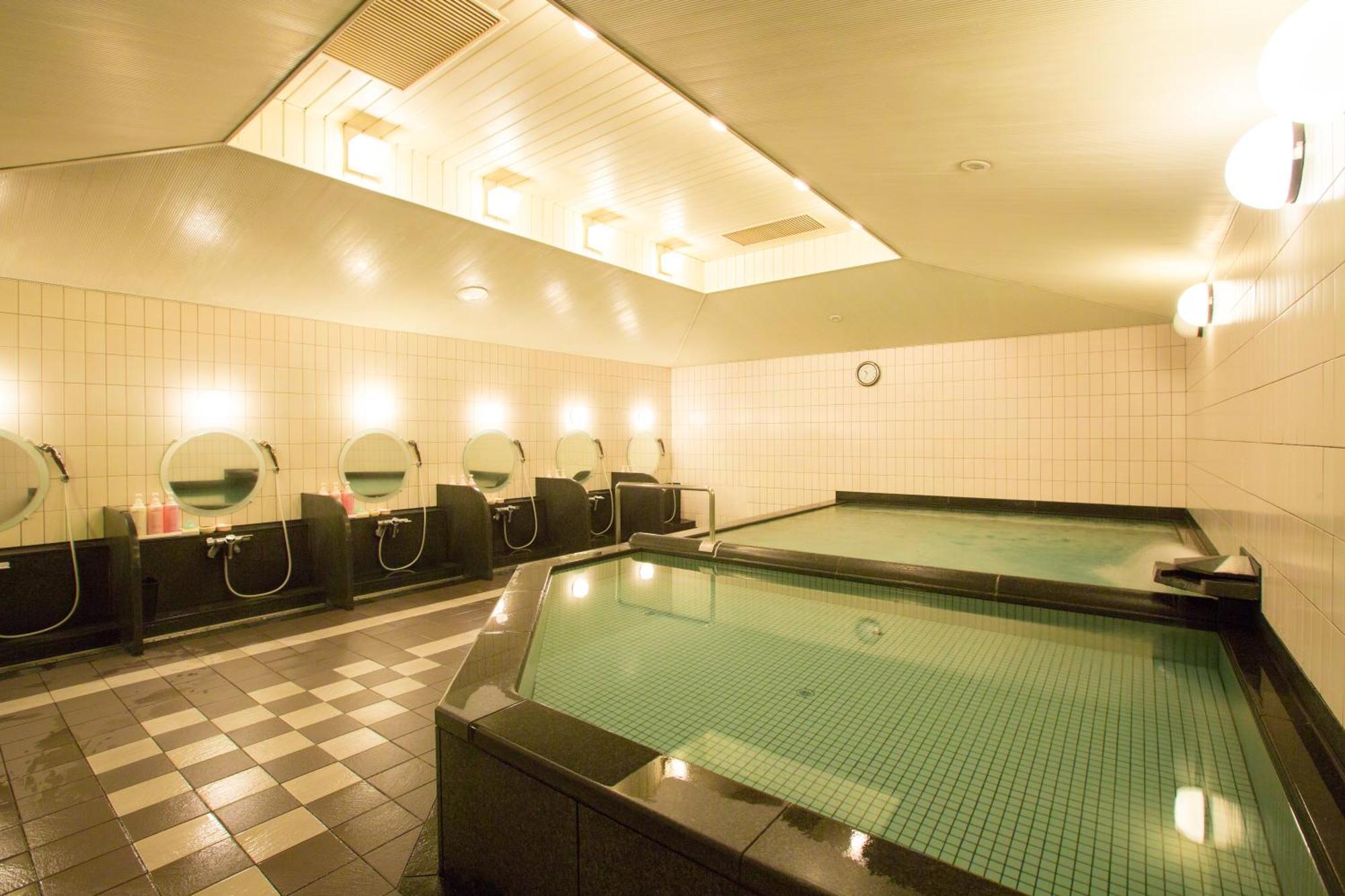 Hotel New Otani Osaka Dış mekan fotoğraf A modern onsen